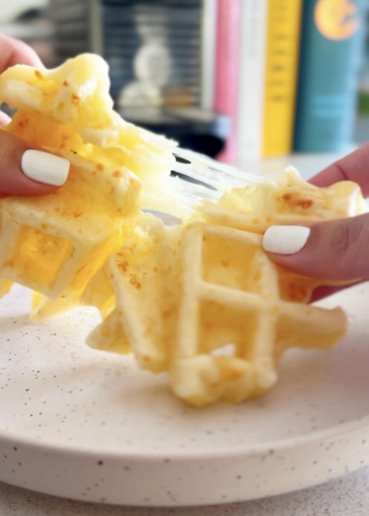 WAFFLES DE QUESO